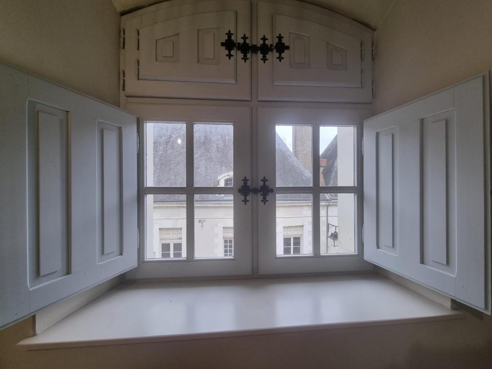 Appartement Au Centre De Richelieu Buitenkant foto